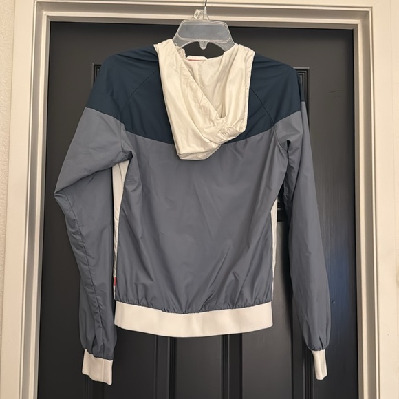 Nike Windrunner Jacket - Picture 4 of 4